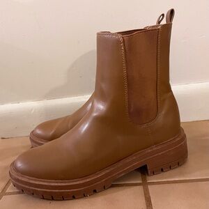 Nine West Saleema Chelsea Lug Sole Boot womens 7